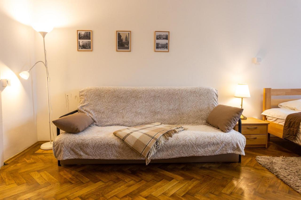 Peaceful Studio On Rynok Square Lviv Eksteriør billede
